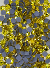 30SS Flat Back Rhinestones, yellow, 144 pieces per gross.