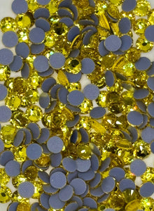 30SS Flat Back Rhinestones, yellow, 144 pieces per gross.