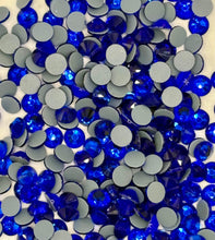 30SS flat back rhinestones, blue, 1 gross, 144 pieces.