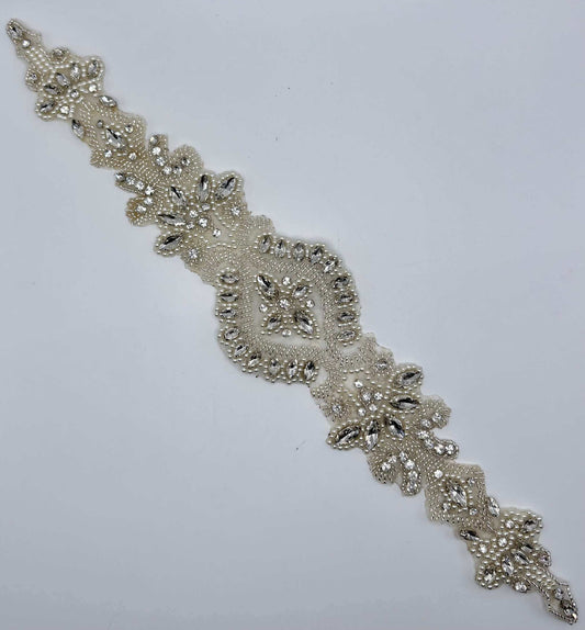 Handmade bridal belt with clear rhinestones and pearls, "Brooklyn" style.